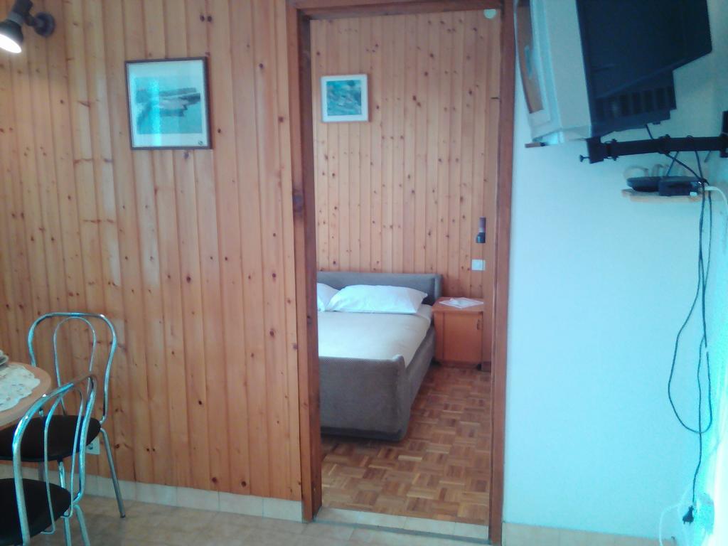 Green Quiet Apartments Vodice Bagian luar foto
