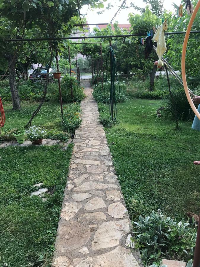 Green Quiet Apartments Vodice Bagian luar foto